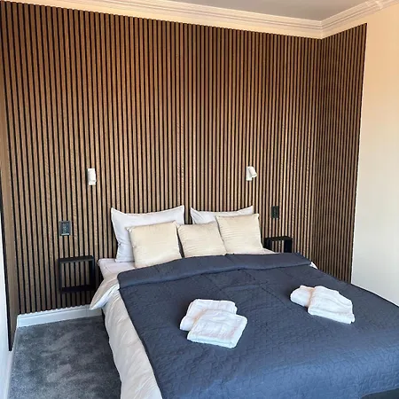 Apartamento Skyline Terrace In Center 1 *