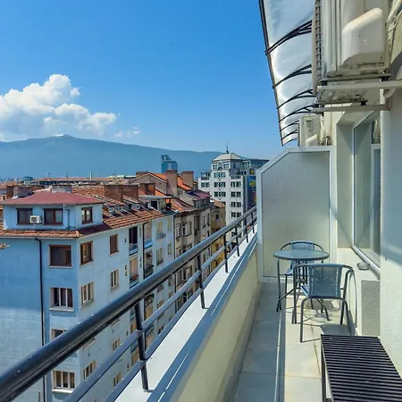 Skyline Terrace Apartment In Center 1 Daire Sofya