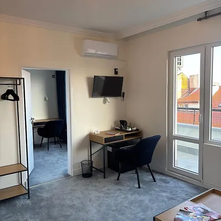 Skyline Terrace Apartment In Center 1 Sofya