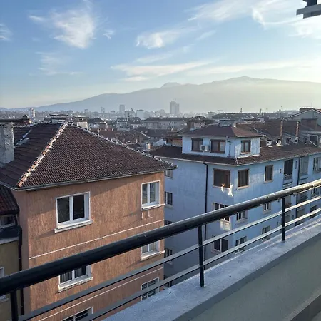 Skyline Terrace Apartment In Center 1 Daire