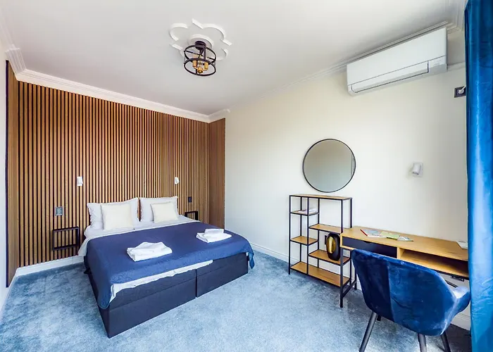 Skyline Terrace Apartment In Center 1